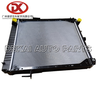 8973710110 مجموعة المبرد Isuzu NPR 4HG1 4HG1T 8 97371011 0
