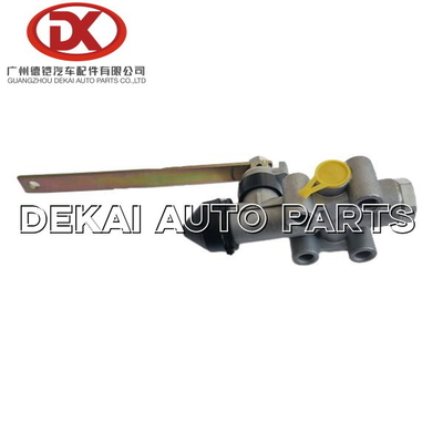 1000092161 مكونات النظام الهوائي ISUZU Leveling Valve ALTITUDE VALVE