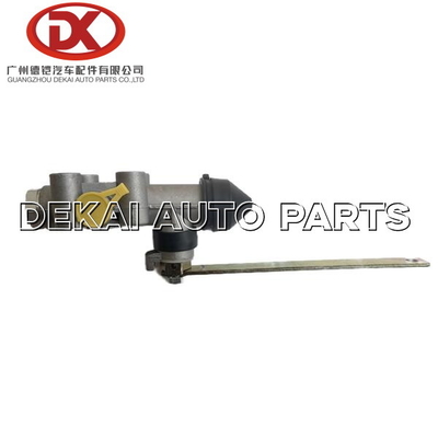 1000092161 مكونات النظام الهوائي ISUZU Leveling Valve ALTITUDE VALVE