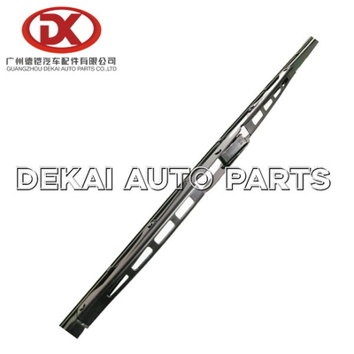 NPR 600mm ISUZU Wiper Blade RH 8971345612 8971345630 قطع غيار الشاحنات